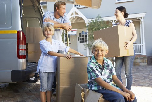 Local moving truck service for apartments and flats in Westminster