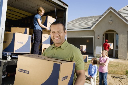 Customer confirming a moving service booking and details